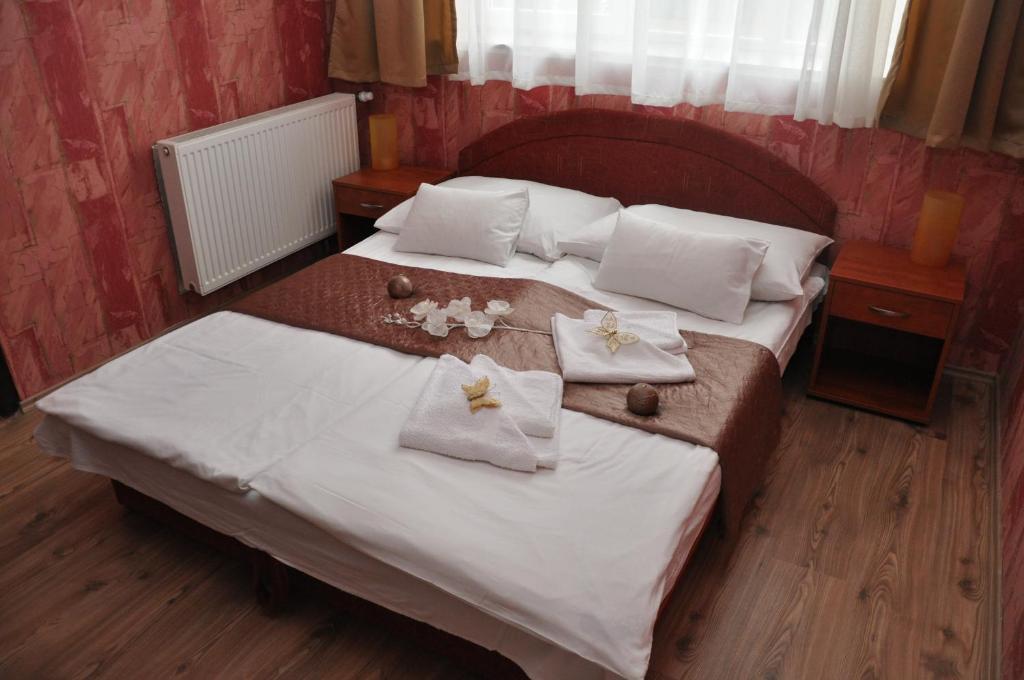 Harmony Panzio Bed & Breakfast Hajduszoboszlo Room photo